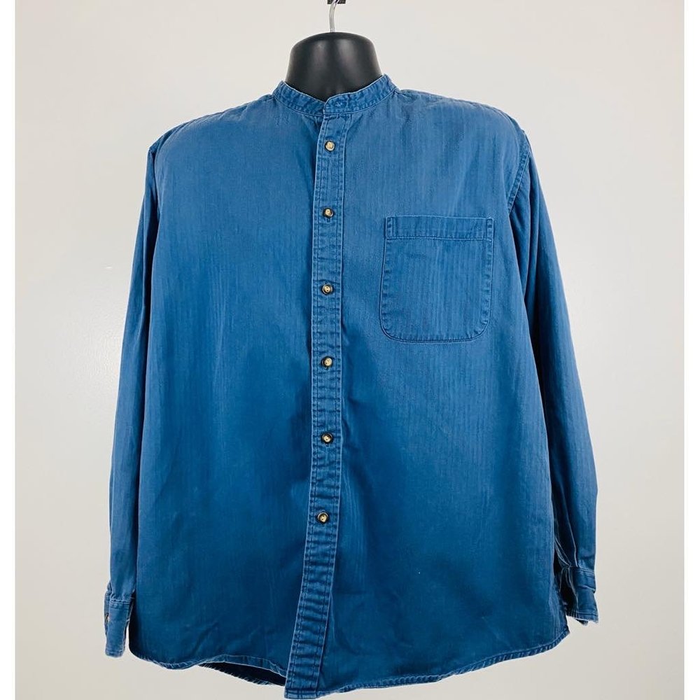 LORD & TAYLOR Men’s Size L Button  - 100% Cotton